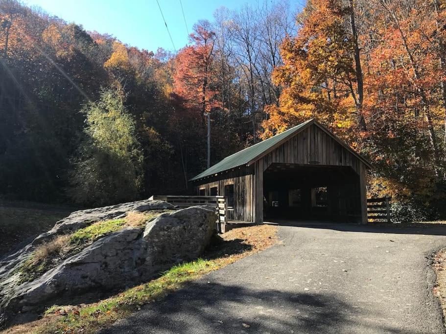 Blue Ridge Parkway Panoramic Paradise-60 Mile View Fancy Gap Exterior photo